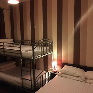 Vierbettzimmer