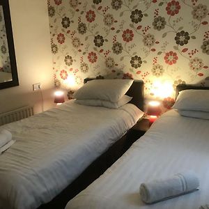 Standard Zimmer mit zwei Einzelbetten